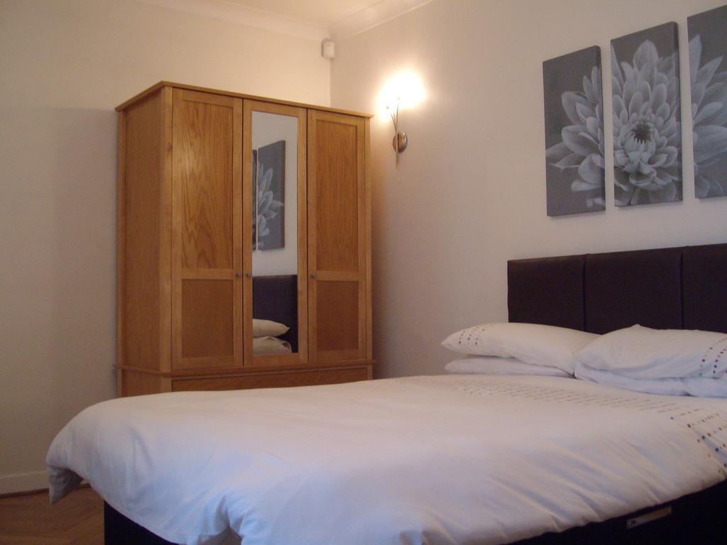 Lindhome Guest House Aberdeen Habitación foto