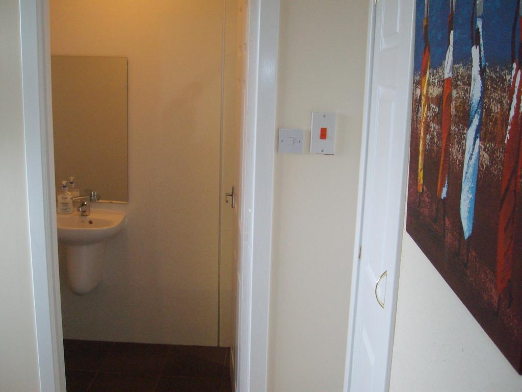Lindhome Guest House Aberdeen Habitación foto