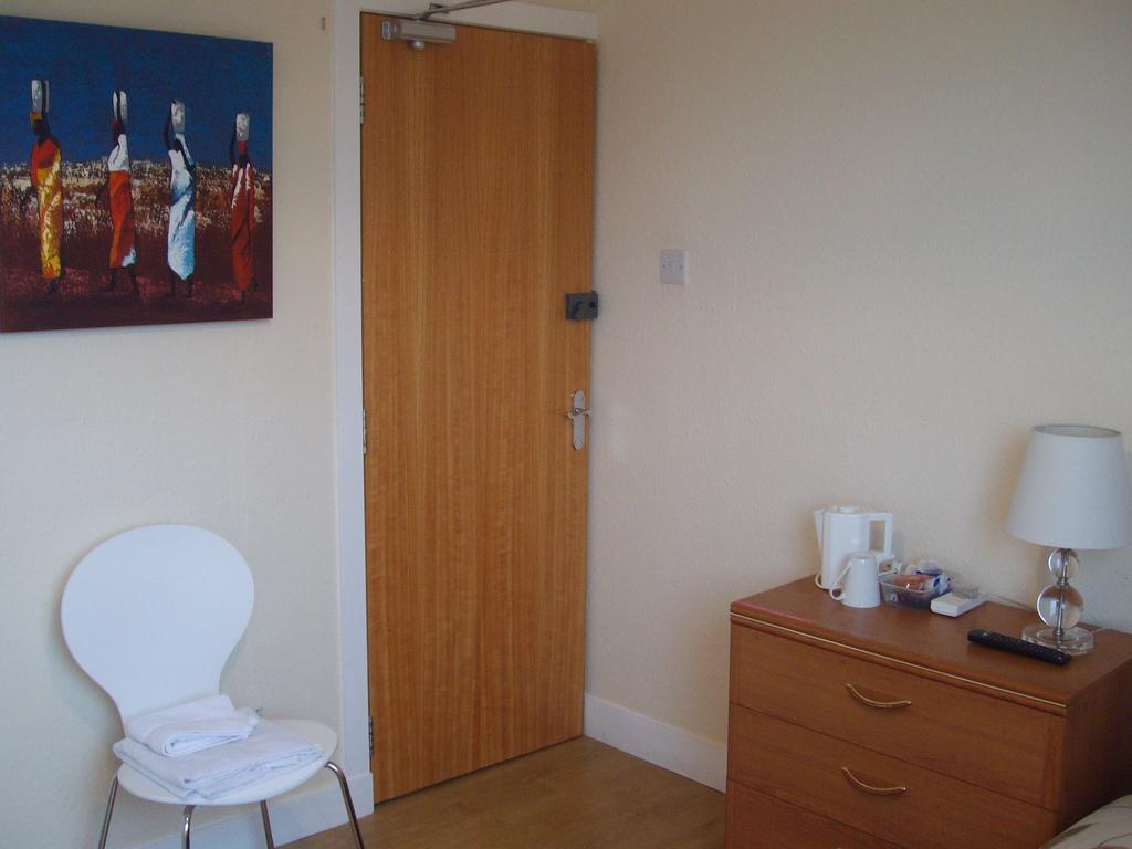 Lindhome Guest House Aberdeen Habitación foto