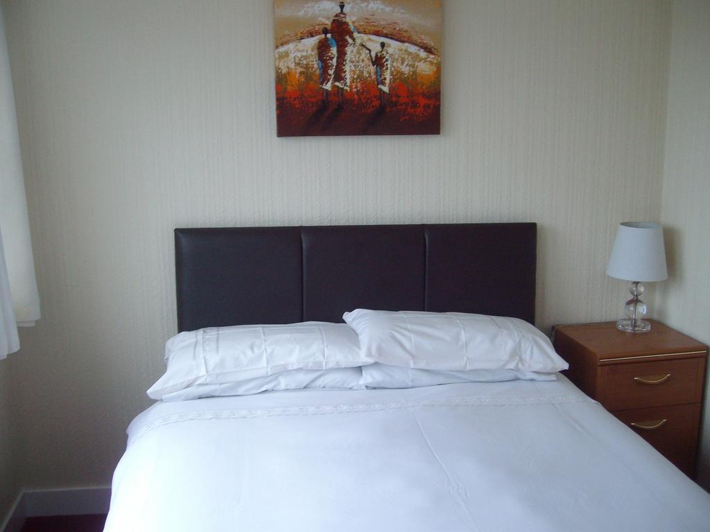 Lindhome Guest House Aberdeen Habitación foto