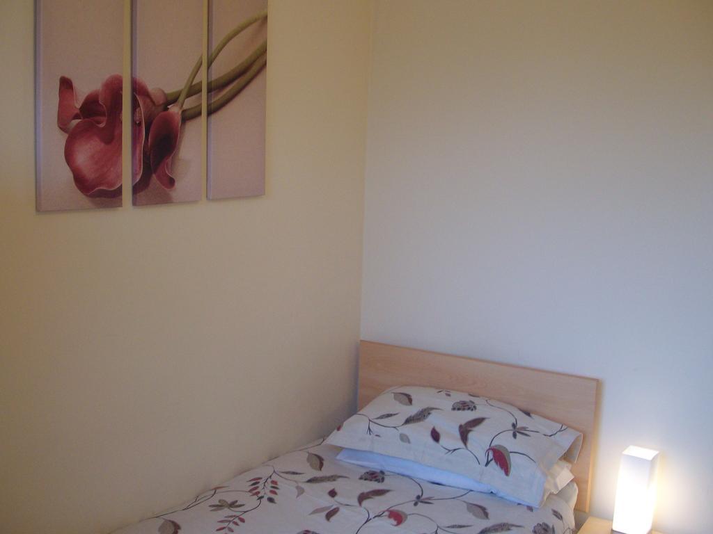 Lindhome Guest House Aberdeen Habitación foto